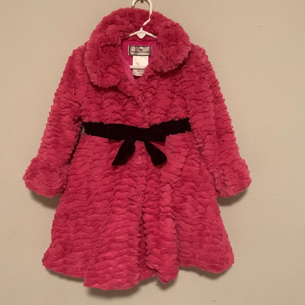 Girls Dressy faux fur hot pink coat size 5